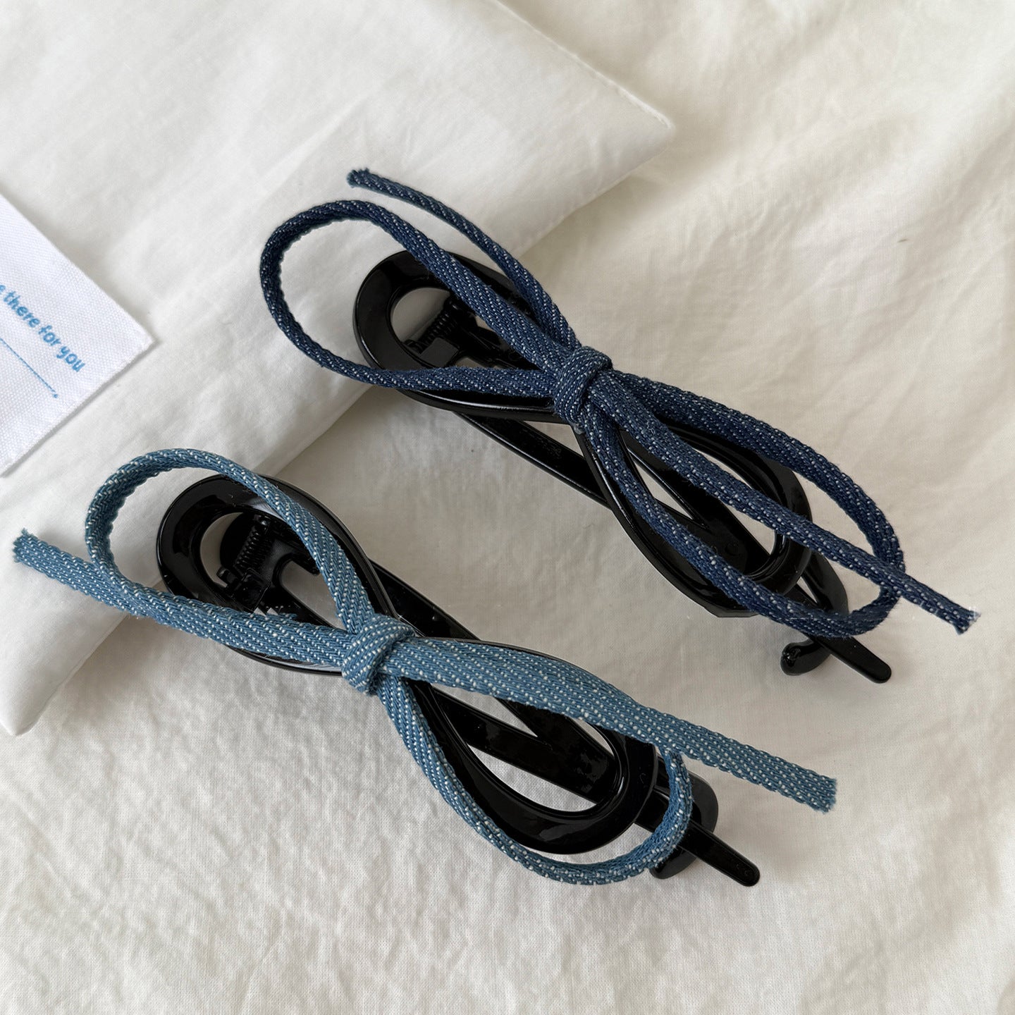 TwistBow Hair Clip