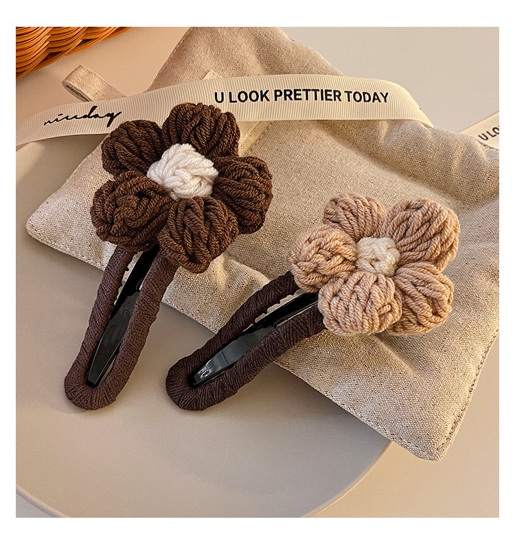 CozyKnit Hair Clip