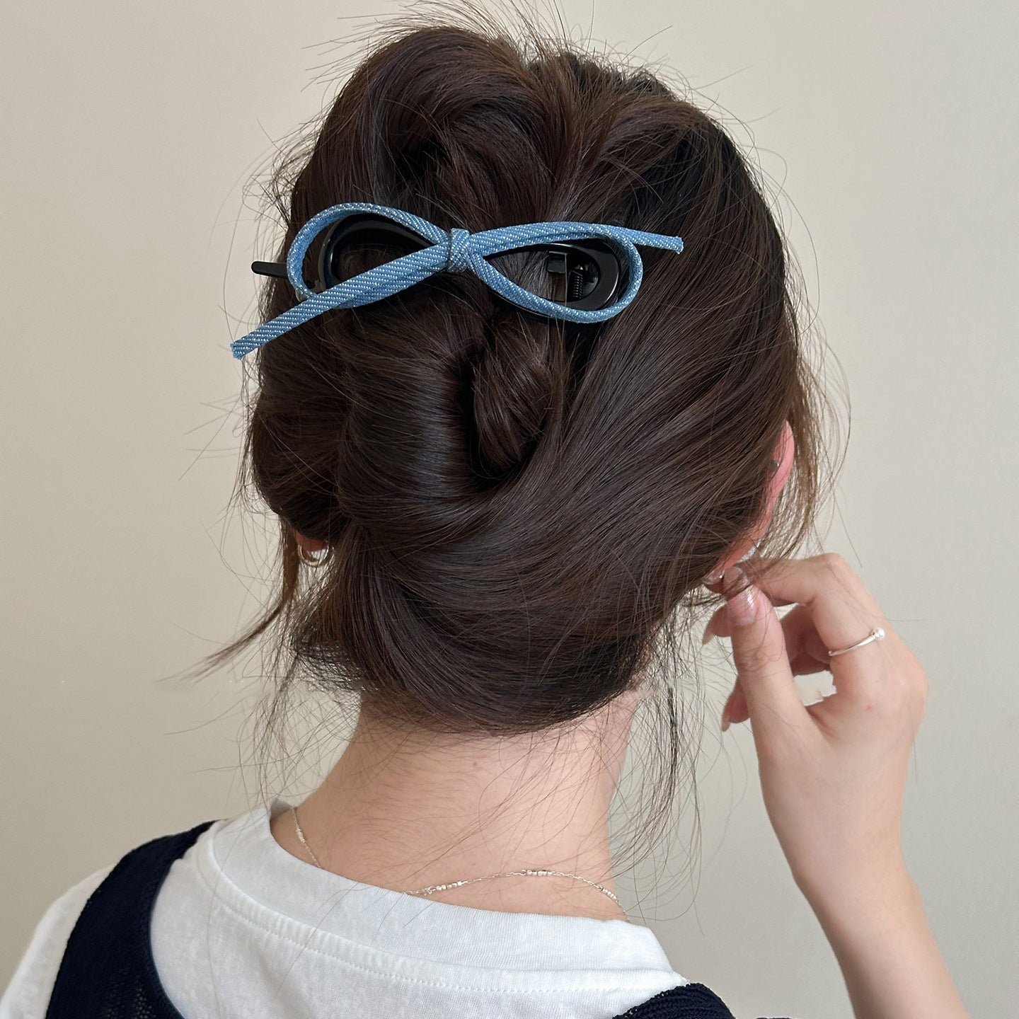 TwistBow Hair Clip