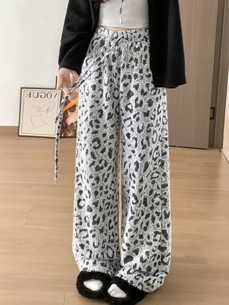 Snow Leopard Lounge Pants