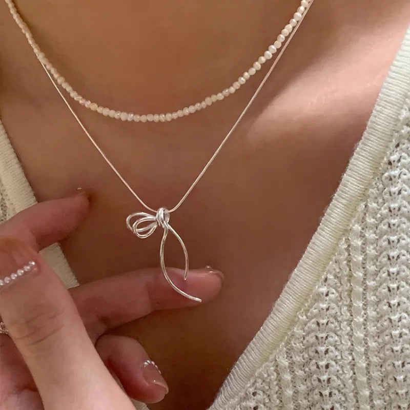 Silver Knot Essence Necklace